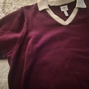 Womens, Short Sleeve Burgundy Sweater with Cream Collar